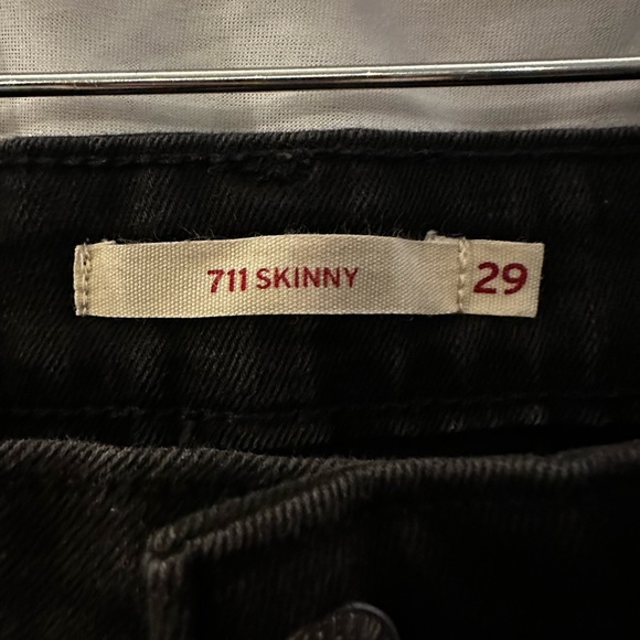 Levi’s Womens 711 Skinny Jeans - Picture 3 of 4